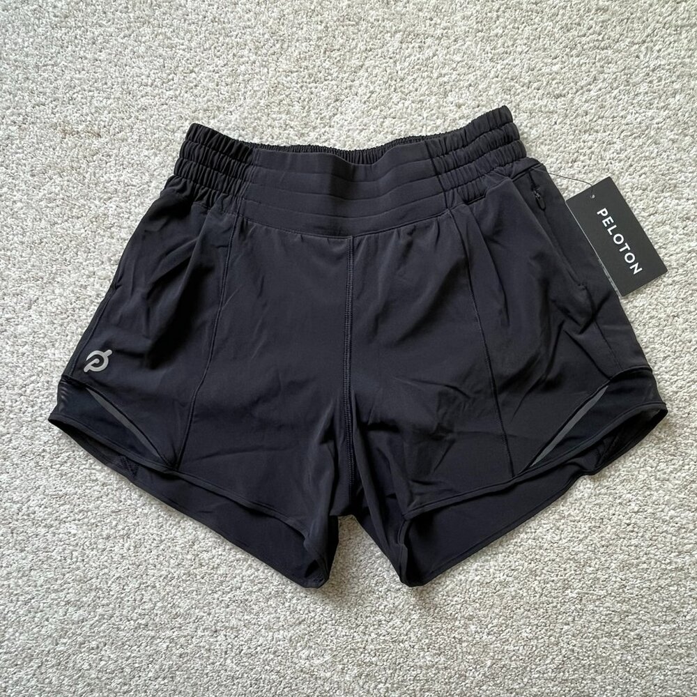NWT Lululemon x Peloton Hotty Hot High-Rise Lined 4" Shorts